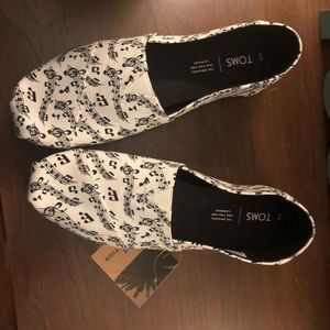 Toms Music Notes Shoes. New